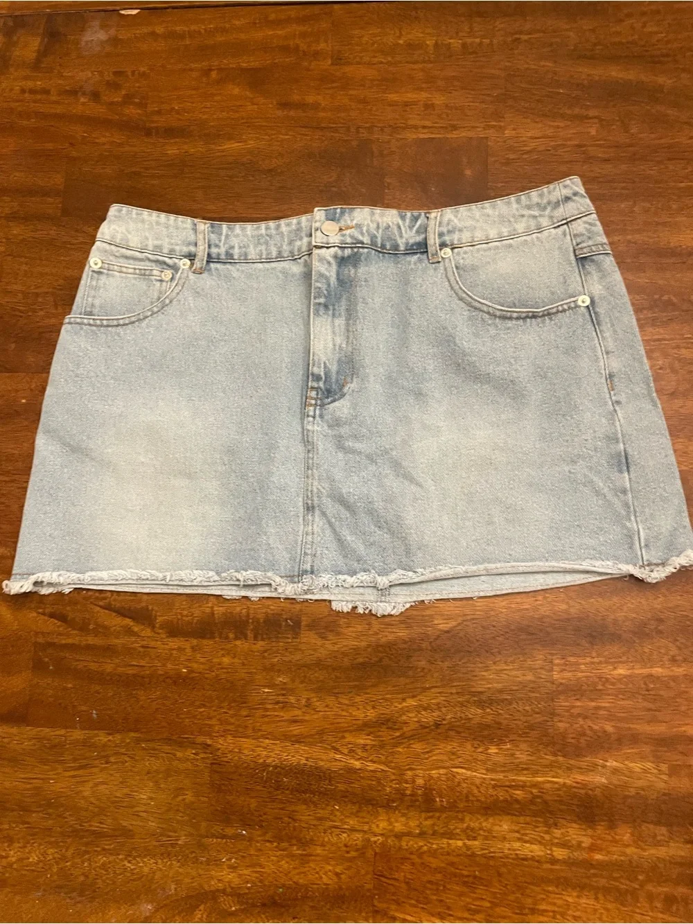 Altar’d State Denim Mini Skirt Women’s XL Light Wash Raw Hem Pink Bow Pockets